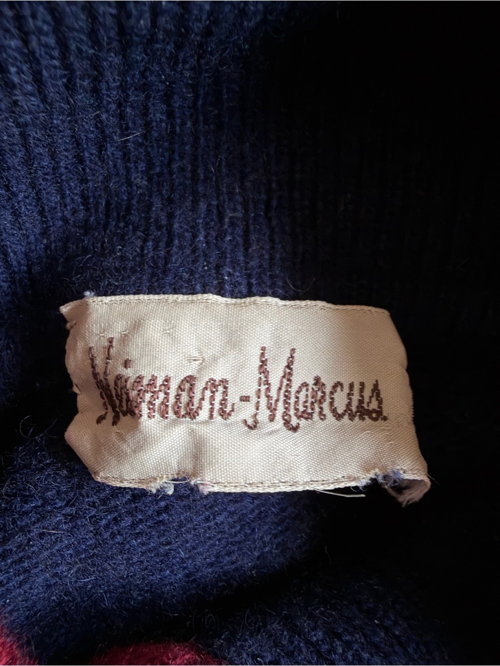 Vintage Neiman Marcus Sweater Navy Red Bow Collar Knit Soft Luxury S - Picture 8 of 8